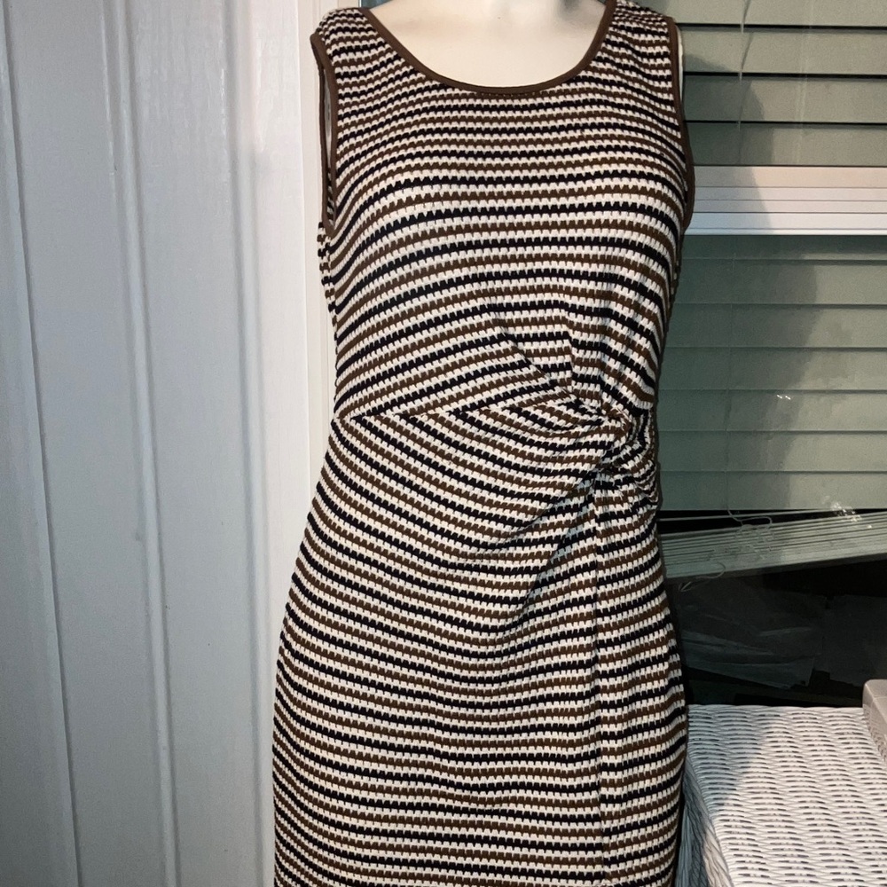 SHEIN Black and White Zigzag Midi Dress